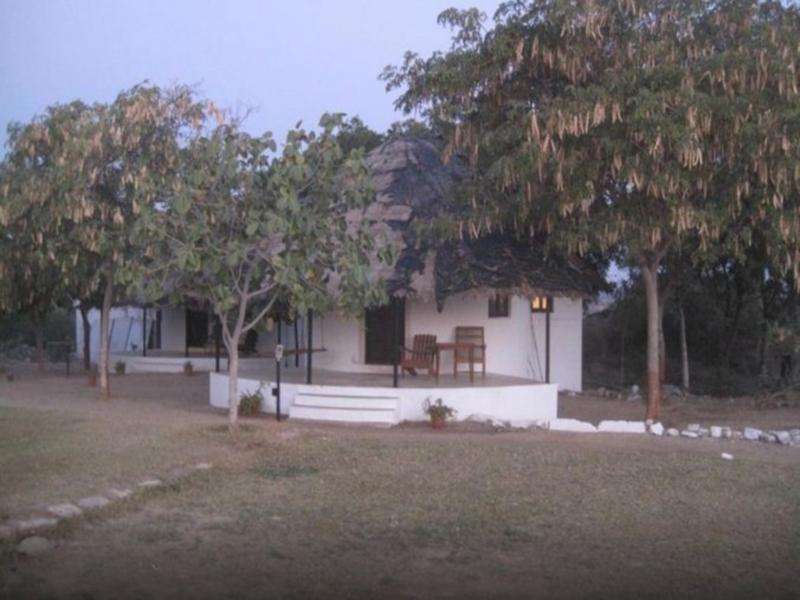Kutch Safari Lodge ภุช ภายนอก รูปภาพ