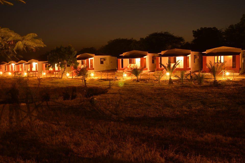 Kutch Safari Lodge ภุช ภายนอก รูปภาพ