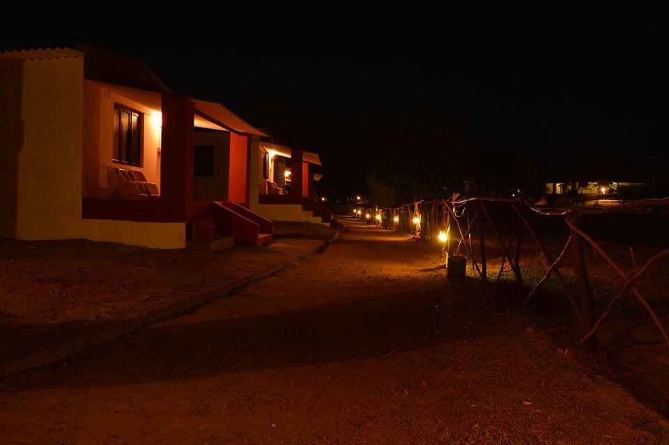 Kutch Safari Lodge ภุช ภายนอก รูปภาพ